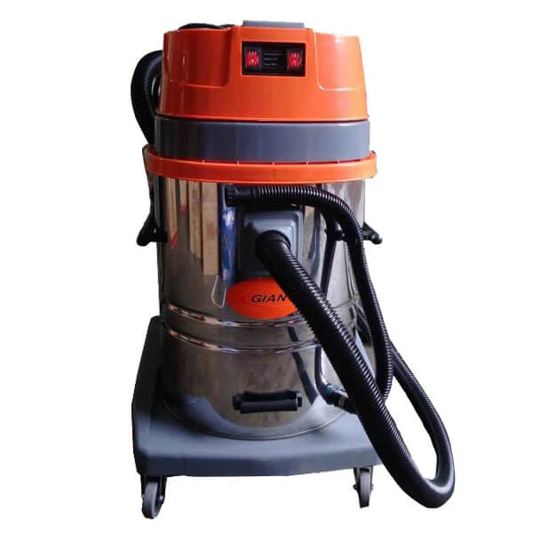 GIANT Vacuum Cleaner 70L
